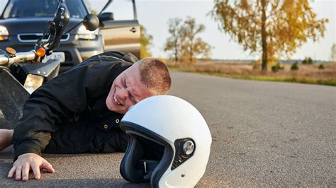 Motosiklet Kazası Avukatına Sahip Olmanın Etkisi